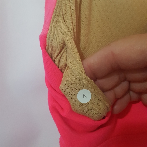 Lululemon Pure Balance Tank Top 4 Pink Rouching V neck Stretchy - Picture 5 of 8